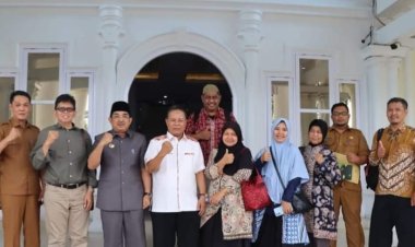 Bupati Tanjabbar Terima Kunjungan Audiensi Tim Universitas Jambi