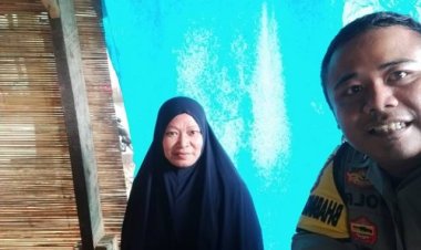 Ibu Sumiati di Sambang Polisi Rw Anggota Polsek Cikupa Dalam Giatnya