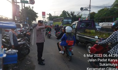 Antisipasi Gangguan Kamtibmas, Anggota Polsek Cikupa Polresta Tangerang Melaksanakan Kegiatan Strong Poin