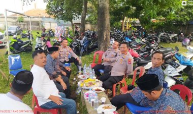 Kunjungan Kapolsek Cikupa Akp Imam Wahyu Pramono,S.IK Ke Acara Pernikahan Putri Kepala Desa Pasir Jaya 