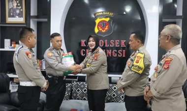 PEDULI SESAMA ANGGOTA KEPOLISIAN MENJALIN SILAHTURAHMI DENGAN BERBAGI
