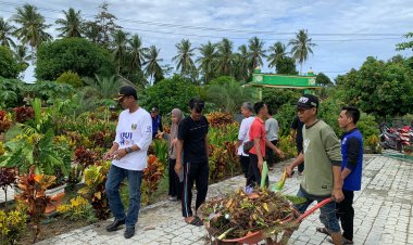 Rizkon Alhuda Peratin Pekon biha pimpin Pelaksanaan Gotong Royong