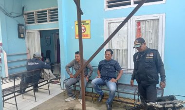 Sejumlah Aktivis Sambangi Kantor SMK Negeri 4 Tanjung Jabung Barat ! Miris, Pihak Sekolah Terkesan Menghindar