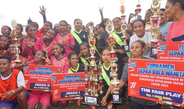 Laga Final Piala Turnamen Galanita HUT RI Ke-77, Karawing FC Vs PSG Sanayoka : Menang 1-0, Kelurahan Ansus Yapbar Juara!
