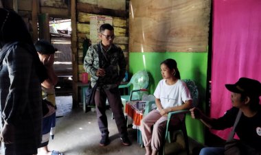 Warga Simbalai Koltim Terima Bantuan Dari Kemensos