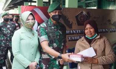 Danrem 071/Wijayakusuma Serahkan Bantuan Tunai BTPKLWN Dari Pemerintah