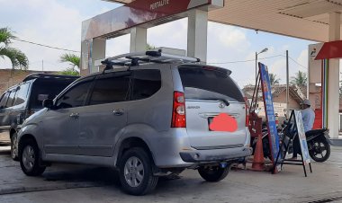 Aktivitas Pengisian BBM di SPBU Sidomulyo Tampak Normal, Pengawas : Jangan Ada yang Ngecor