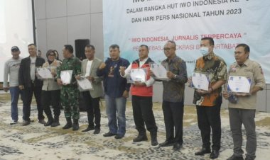 Ketum IWO Indonesia NR.Icang Rahardian SH Hadiri Malam penganugrahan IWO-I AWARD 2023 Di Kota Subang