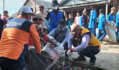 Pemerintah Kab Mesuji melakukan Aksi Bersih-Bersih Sampah di Kec Rawa Jitu Utara 