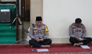 Kapolres Tanjab Barat Gelar Pengajian Rutin, Perkuat Keimanan dan Moral Personel