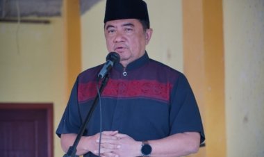 Bupati Garut Saksikan penyembelihan Hewan Kurban Bantuan Presiden RI di Ponpes Assa'adah Limbanga