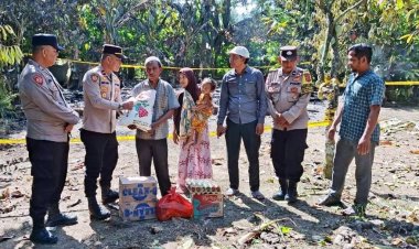 Kepedulian Kapolsek Pantee Bidari Kepada Warga Korban Kebakaran