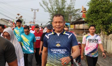 Memeriahkan HUT RI ke-80, Polres Way Kanan Ikuti Olahraga Bersama Pemkab Way Kanan