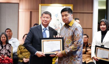 Dukungan Polri pada Program 3 Juta Rumah Subsidi Diganjar Penghargaan dari Menteri PKP