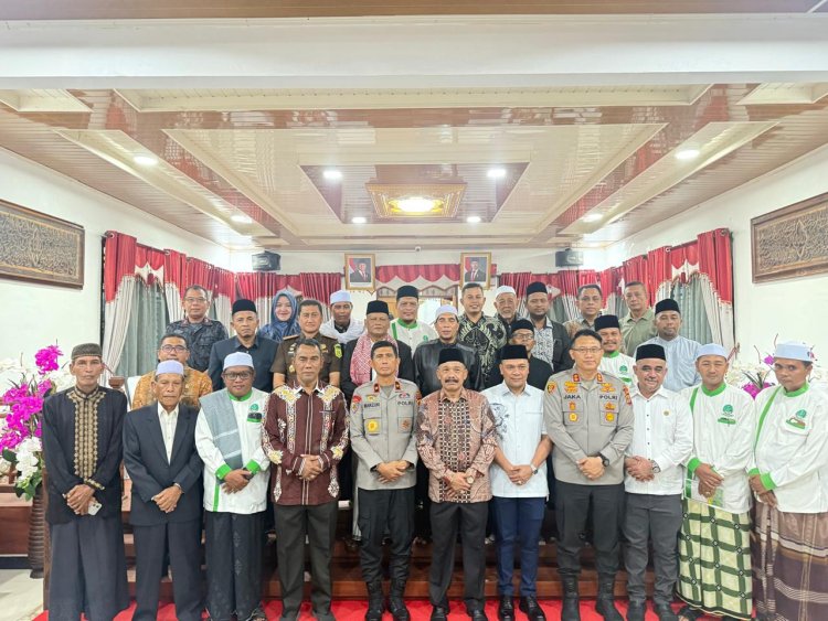 Kapolda Aceh Bersilaturahmi dengan Forkopimda Pidie di Pendopo Bupati