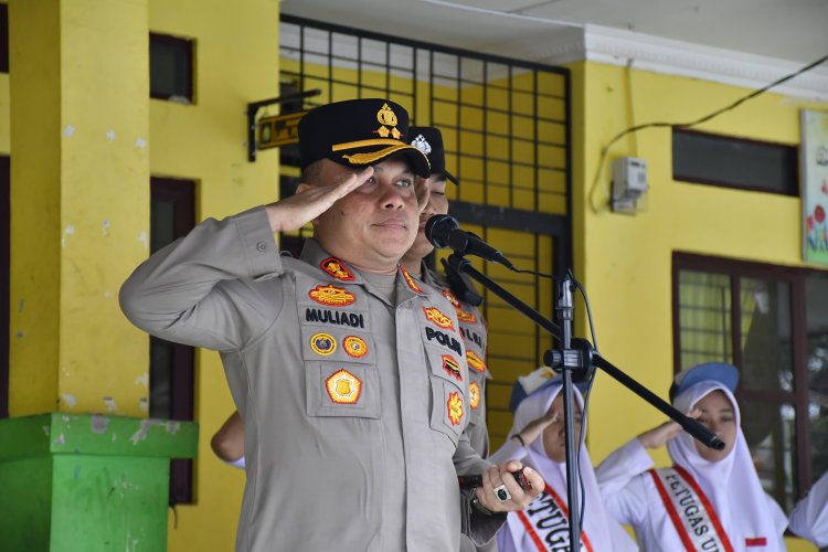 Jadi Pembina Upacara, Kapolres Aceh Tamiang Sampaikan Bahaya Narkoba dan Bijak Dalam Bermedia Sosial   