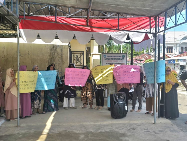 Warga Demo Minta Walikota Langsa Jeffry Copot Pj Geuchik Gampong Karang Anyar "Hartama"