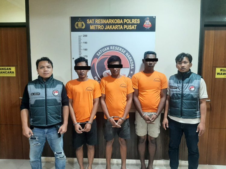 Berkedok Truk Pengangkut Jeruk, Sindikat Sabu 12 Kg Digulung Polres Metro Jakpus di Tol Jakarta-Cikampek