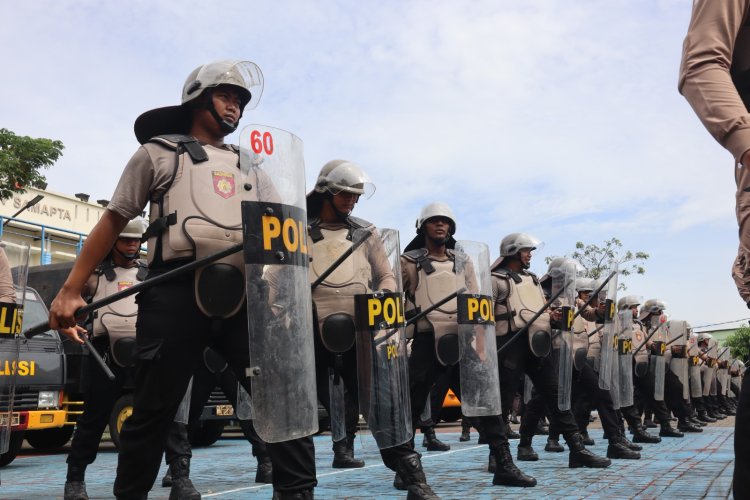 Kapolres Metro Bekasi Cek Latihan Dalmas, Tegaskan Kesiapan Personel Hadapi Dinamika Kamtibmas
