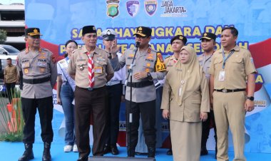 Kapolda Metro Jaya Pimpin Apel Saka Bhayangkara dan Patroli Keamanan Sekolah: Perkuat Peran Siswa Jaga Keamanan Lingkungan Sekolah