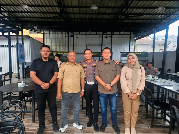 Kasat Lantas Polres Aceh Utara Iptu Sofyan Kurniawan Ngopi Bareng Wartawan, Jalin Silaturrahmi dan Sinergitas