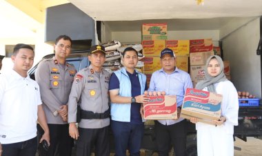 Tiba di Langsa, Kapolda Aceh Salurkan Bantuan dan Sediakan Wifi Gratis untuk Warga