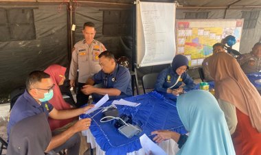 Polres Aceh Tengah Kembali Berikan Layanan Kesehatan Gratis di Posko Pengungsian Korban Bencana Alam