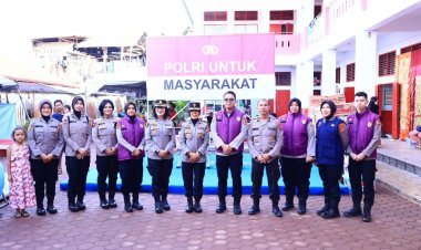 Tim Trauma Healing Ops Aman Nusa II Tinjau Posko Pengungsian di Kota Padang