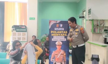 Polantas Menyapa : Satuan Lalu Lintas Polres Sukabumi Dorong Pelayanan Lebih Baik Bagi Masyarakat   