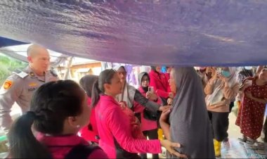 Ketum Bhayangkari Beri Bantuan di Pengungsian Aceh Tamiang, Hibur dan Kuatkan Korban