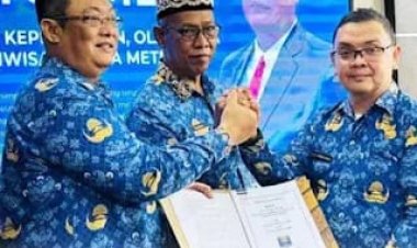 Disporapar Kota Metro Gelar Sertijab, Achmad Redo Gantikan Tri Hendriyanto