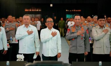 ‎Polri Siap Gelar Operasi Lilin 2025 : Pospam, Posyan, dan Pos Terpadu Siap Bantu Masyarakat Libur Nataru