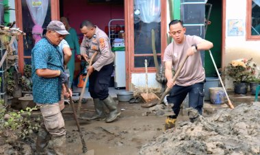 Polri, PLN, dan Warga Aceh Tengah Bersatu Gotong Royong Bersihkan Pustu Kebayakan