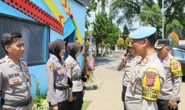‎Propam Polres Ciamis Laksanakan Gaktibplin di Pos Pam Sindangkasih dalam Rangka Tingkatkan Integritas Personel Operasi Lilin Lodaya 2025