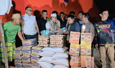 Haji Uma Antar Bantuan ke Desa Terisolir Aceh Tamiang, Warga Menangis Rumah Rusak Parah