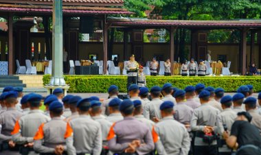 Wakapolri: Polri Berangkatkan 1.500 Personel untuk Penanggulangan Bencana di Aceh, Sumut, dan Sumbar