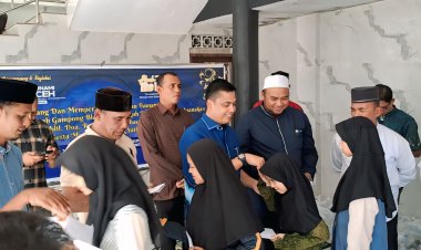 Wali Kota Langsa Serahkan Bantuan Perdana untuk Anak Yatim Piatu di Gampong Blang