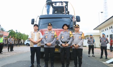 Dukung Pemulihan Bencana, Wakapolri Kirim Alat Berat ke Aceh Utara