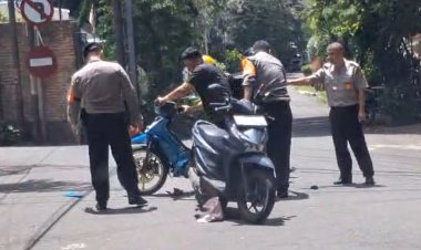 Ditpamobvit Polda Metro Jaya Sigap Tolong Korban Kecelakaan di Petojo Jakpus