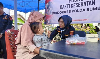 Wujud Kepedulian Polri, Pelayanan Kesehatan Gratis Bagi Korban Banjir Bandang Padang Pariaman
