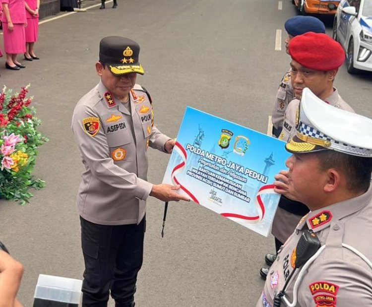 Polda Metro Jaya Kirim Bantuan Kemanusiaan ke Aceh, Sumut, dan Sumbar