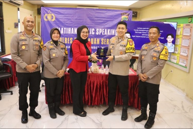 ‎Tingkatkan Kompetensi, Polres Kepulauan Seribu Gelar Pelatihan Public Speaking