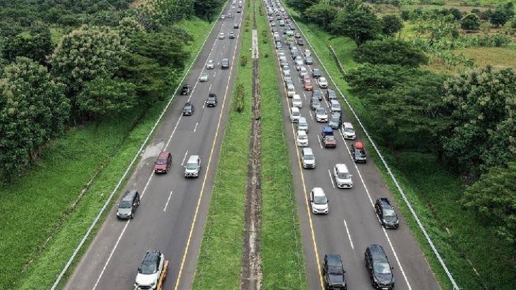 Jelang Nataru 2025/2026, Polda Jawa Barat Gelar Persiapan Pengamanan Maksimal – Arus Lalu Lintas Diprediksi Naik 7%