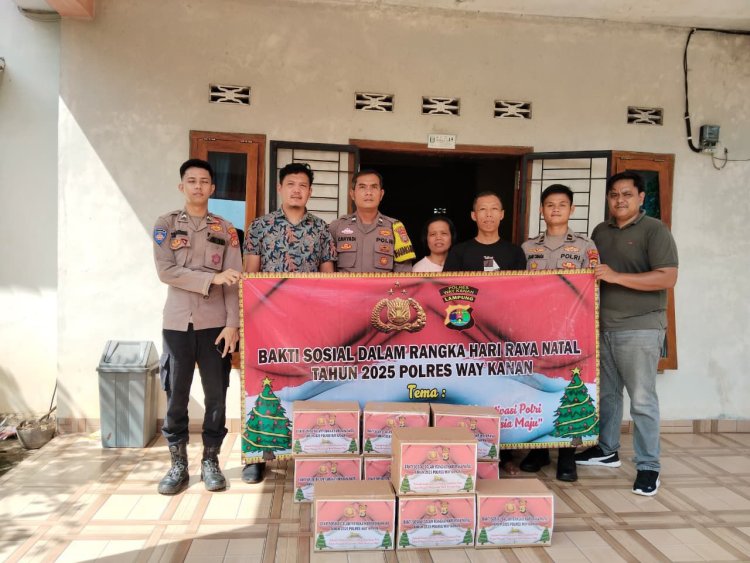 Sambut Natal 2025, Polres Way Kanan Gelar Bansos di Gereja Santo Mathias dan GPDI Karang Umpu