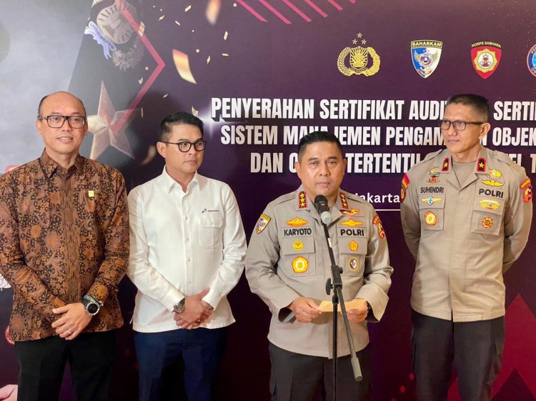 ‎Baharkam Polri Serahkan Sertifikat Audit Pengamanan Objek Vital Nasional Tahun 2025