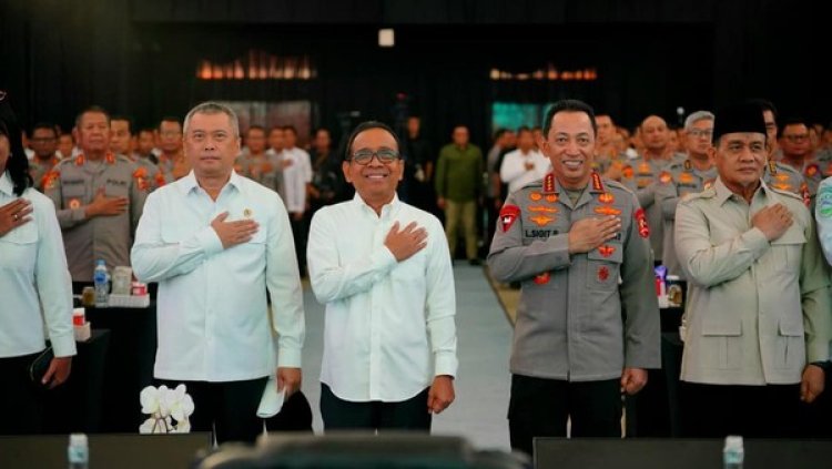 ‎Polri Siap Gelar Operasi Lilin 2025 : Pospam, Posyan, dan Pos Terpadu Siap Bantu Masyarakat Libur Nataru