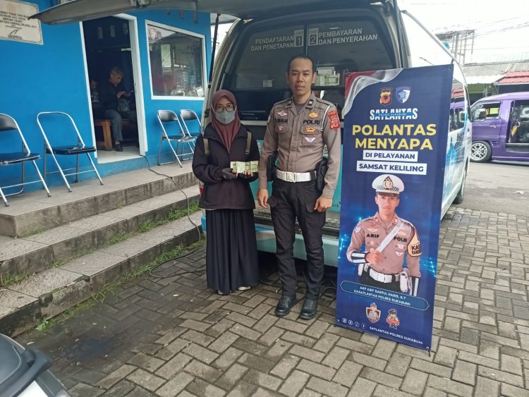 ‎Polantas Menyapa : Satlantas Polres Sukabumi Dorong Pelayanan Publik Lebih Transparan dan Humanis di Samsat Cibadak