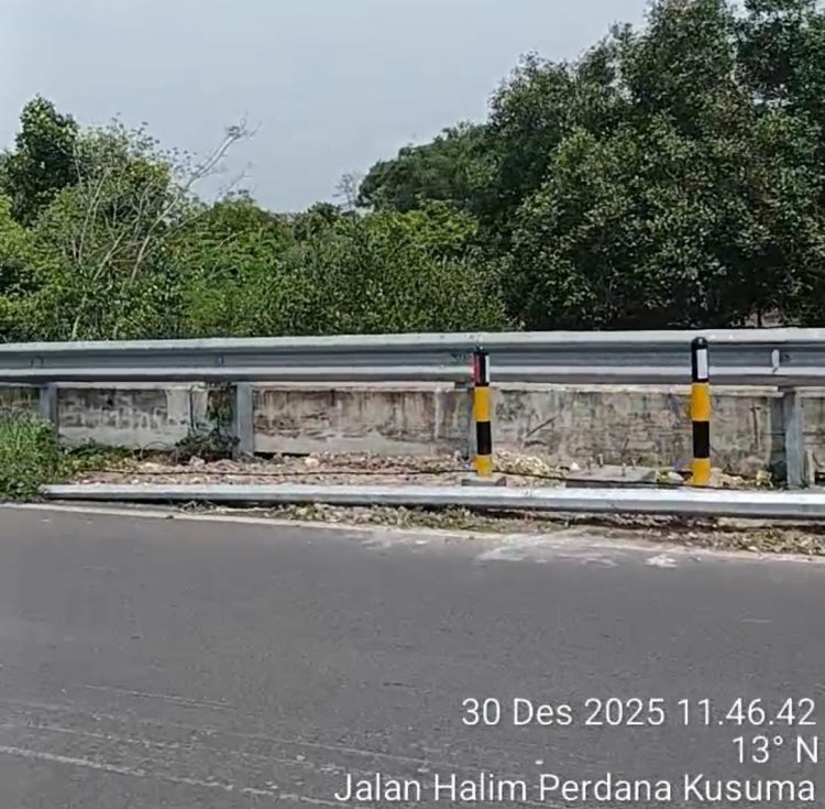 Proyek PJU Rp3,1 Miliar di JLS Sampang Belum Rampung, Pekerjaan Masih 90 Persen