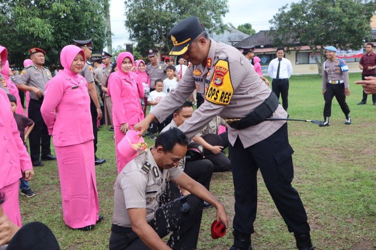 Pimpin Upacara Kenaikan Pangkat Periode 1 Januari 2026, AKBP Adanan Bangga Menjadi Kapolres Way Kanan