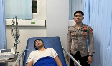 Layanan 110 Jadi Penyelamat, Polisi Evakuasi Warga Sesak Napas di Kabupaten Bekasi